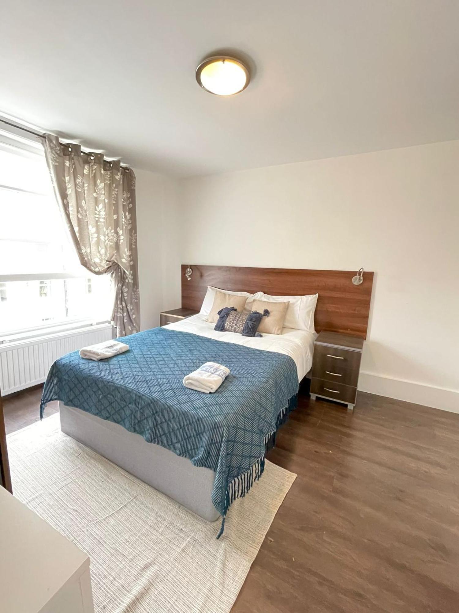 Cromwell Apartments Лондон Екстериор снимка