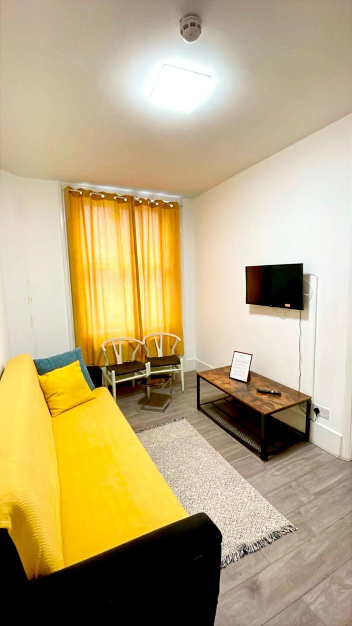 Cromwell Apartments Лондон Екстериор снимка