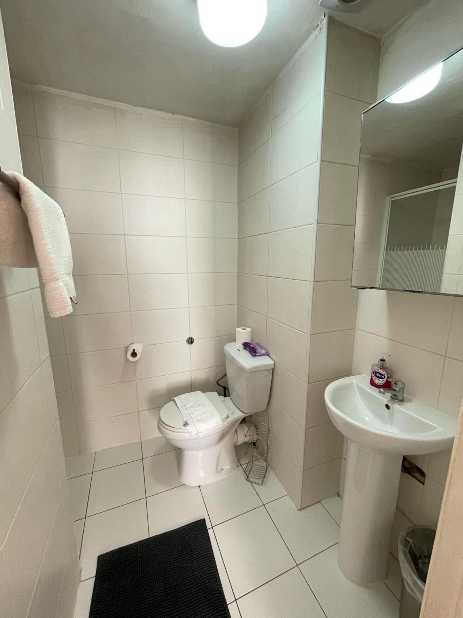 Cromwell Apartments Лондон Екстериор снимка