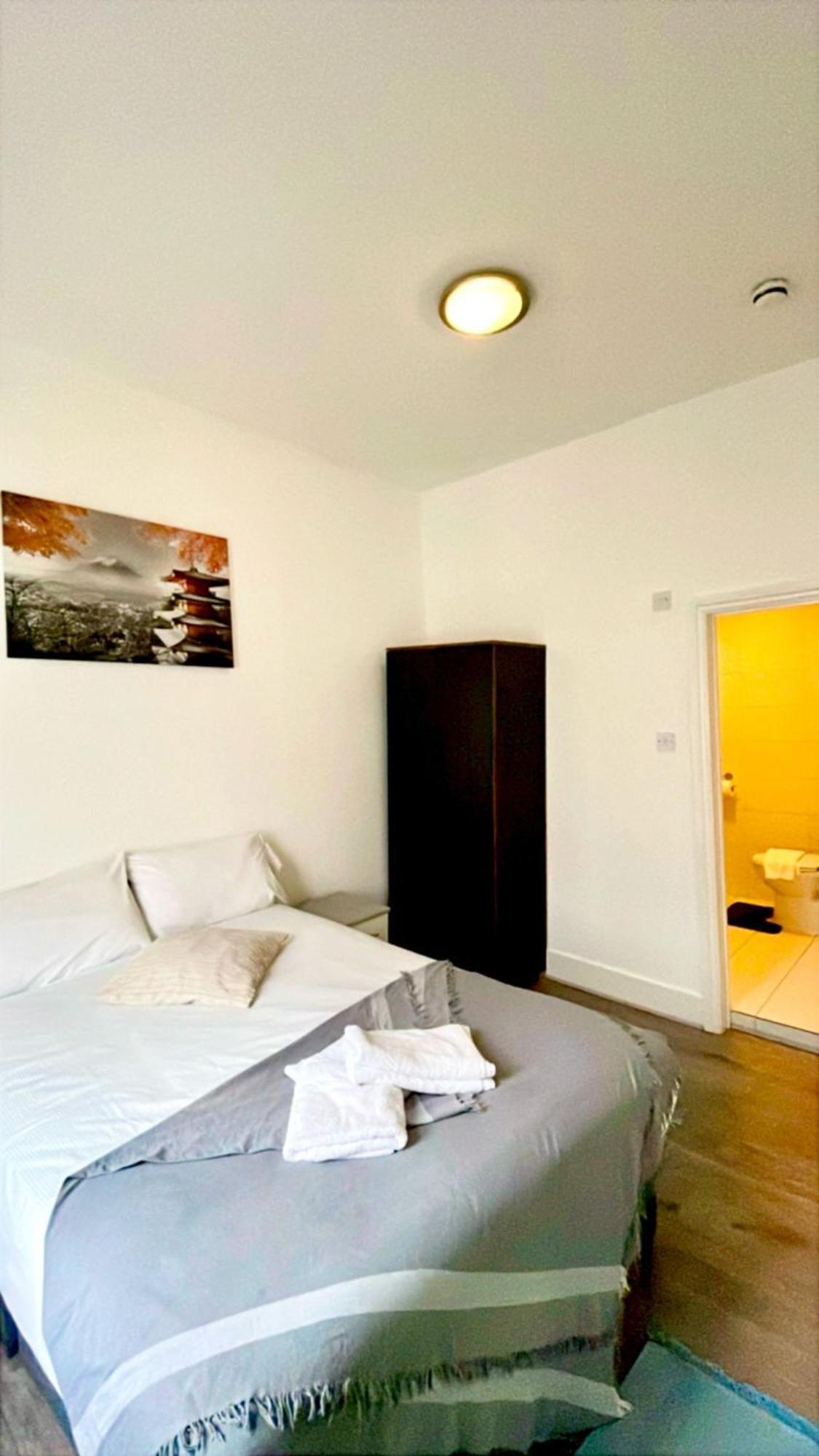 Cromwell Apartments Лондон Екстериор снимка